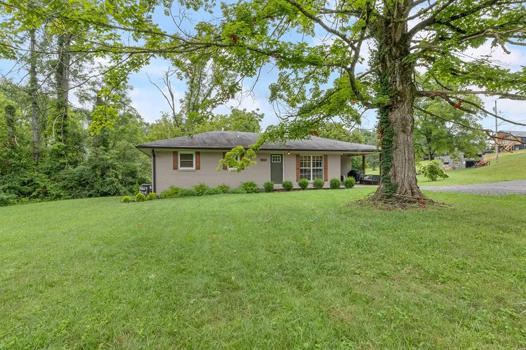 2193 Freehill Road Cookeville TN 38501
