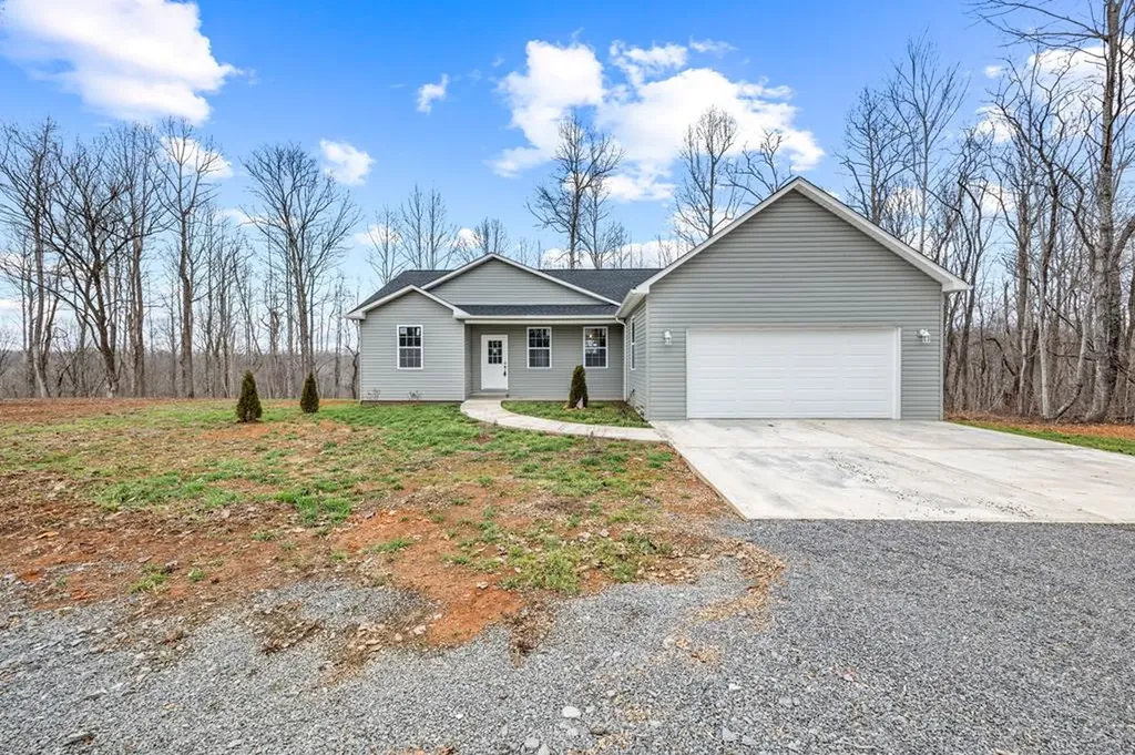 341 Brown Stafford Cemetery Lane Gainesboro TN 38562