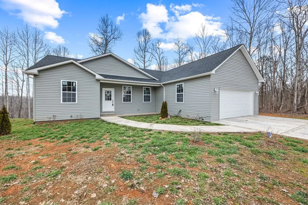 341 Brown Stafford Cemetery Lane Gainesboro TN 38562