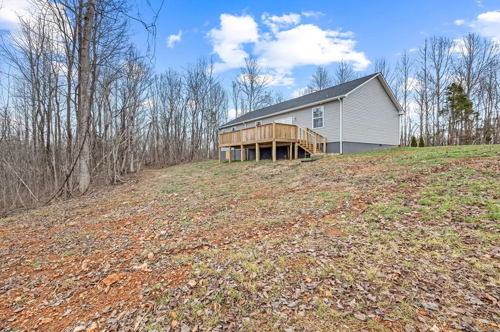 341 Brown Stafford Cemetery Lane Gainesboro TN 38562