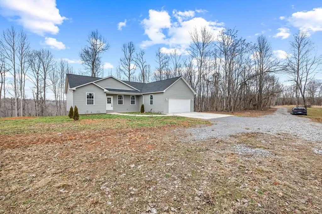 341 Brown Stafford Cemetery Lane Gainesboro TN 38562