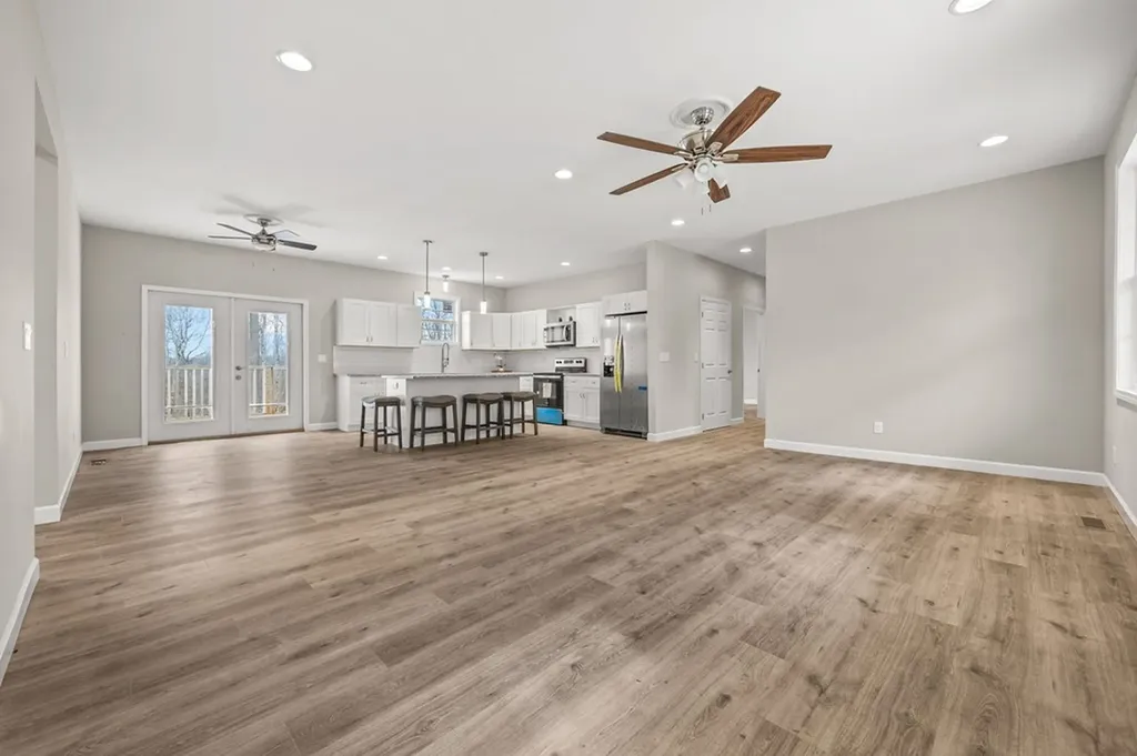 341 Brown Stafford Cemetery Lane Gainesboro TN 38562