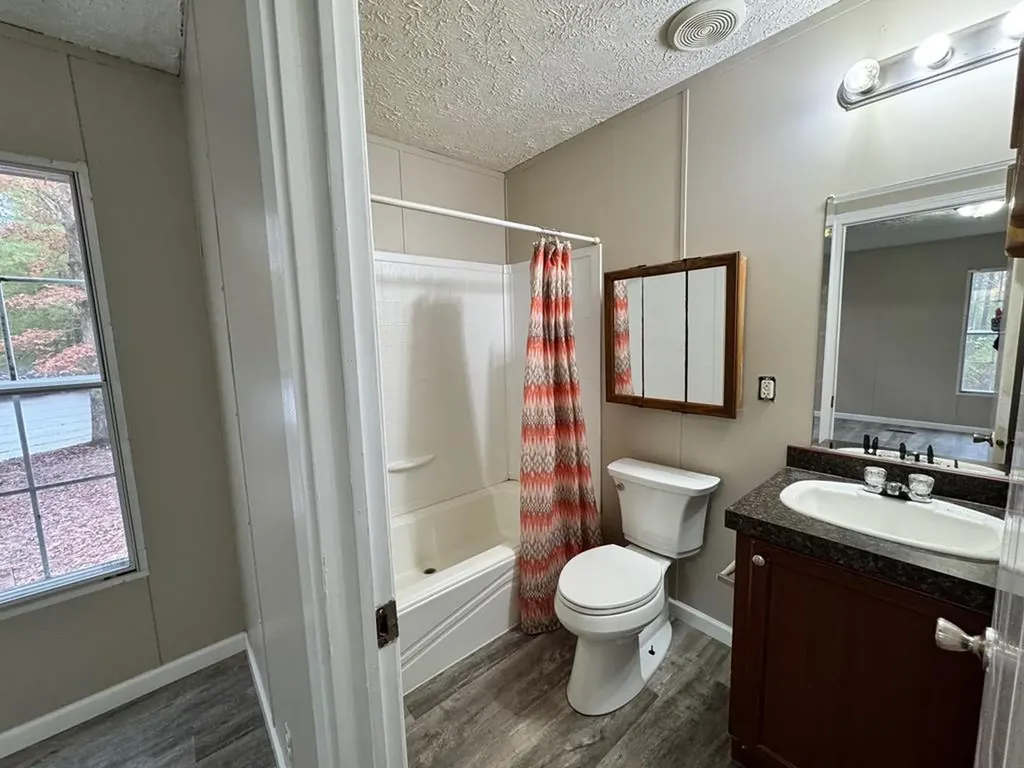 1101 Franklin Loop Clarkrange TN 38553