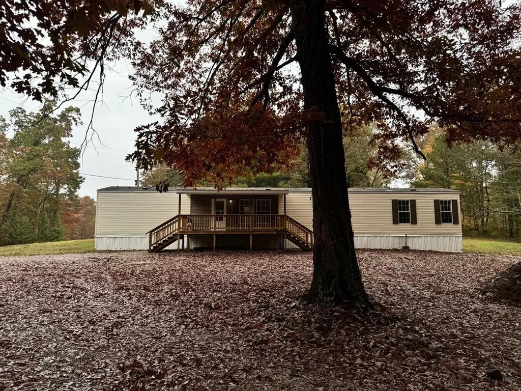 1101 Franklin Loop Clarkrange TN 38553