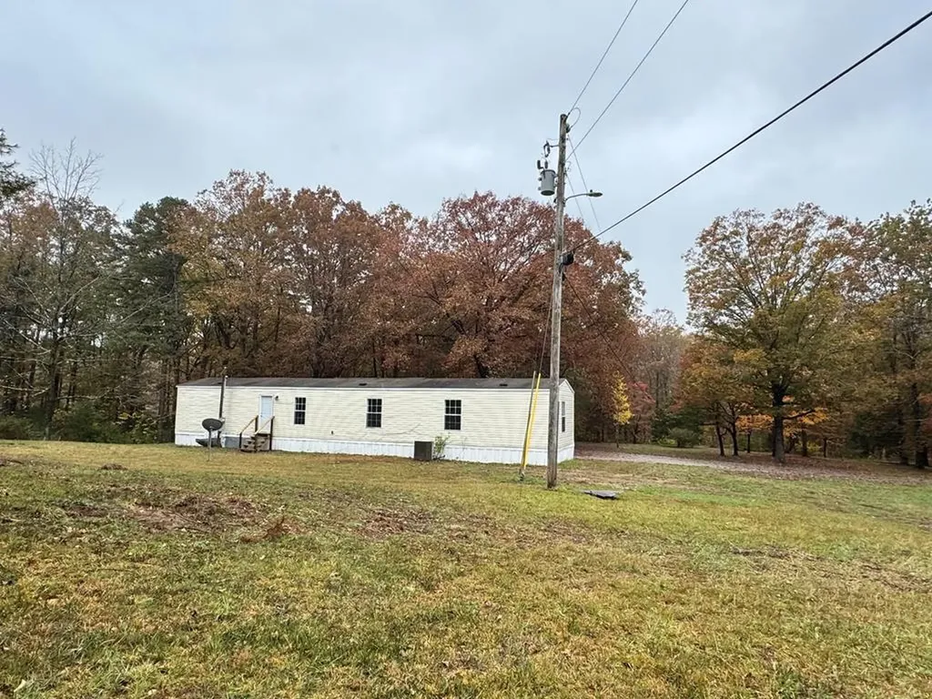 1101 Franklin Loop Clarkrange TN 38553