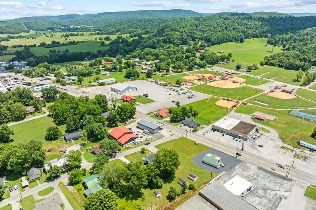 108 Woodland Street Livingston TN 38570