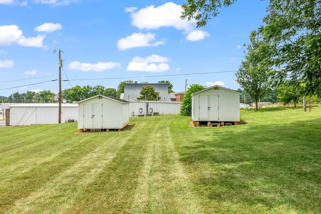 108 Woodland Street Livingston TN 38570