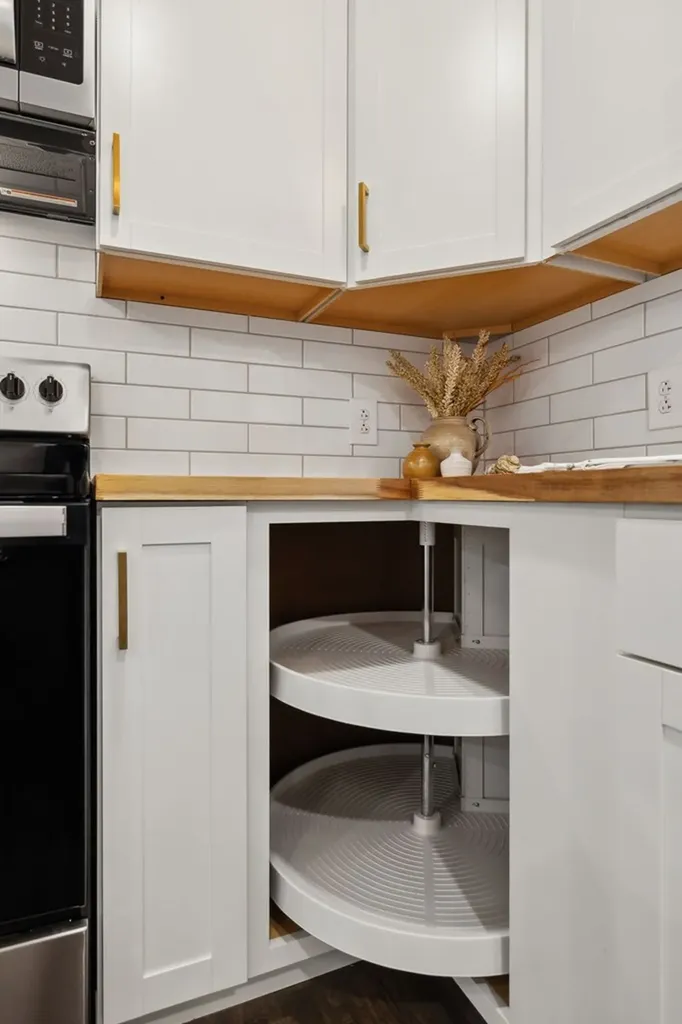 1069 Pleasant Shade Highway Pleasant Shade TN 37145