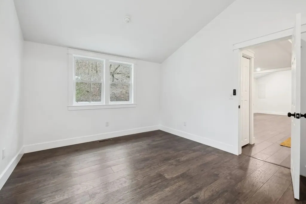 1069 Pleasant Shade Highway Pleasant Shade TN 37145