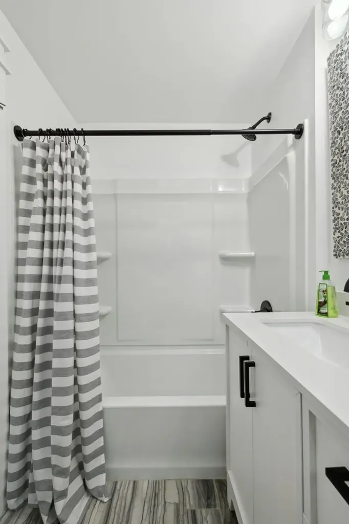 1069 Pleasant Shade Highway Pleasant Shade TN 37145