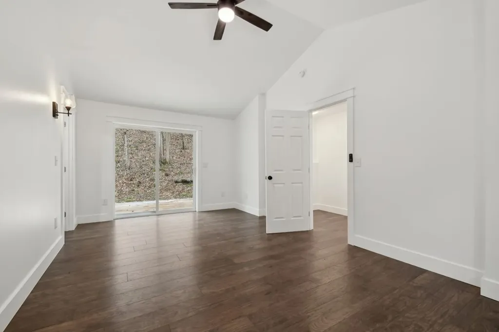 1069 Pleasant Shade Highway Pleasant Shade TN 37145