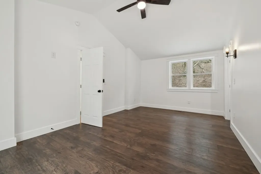 1069 Pleasant Shade Highway Pleasant Shade TN 37145