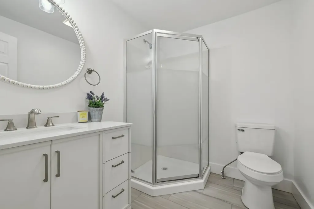 1069 Pleasant Shade Highway Pleasant Shade TN 37145