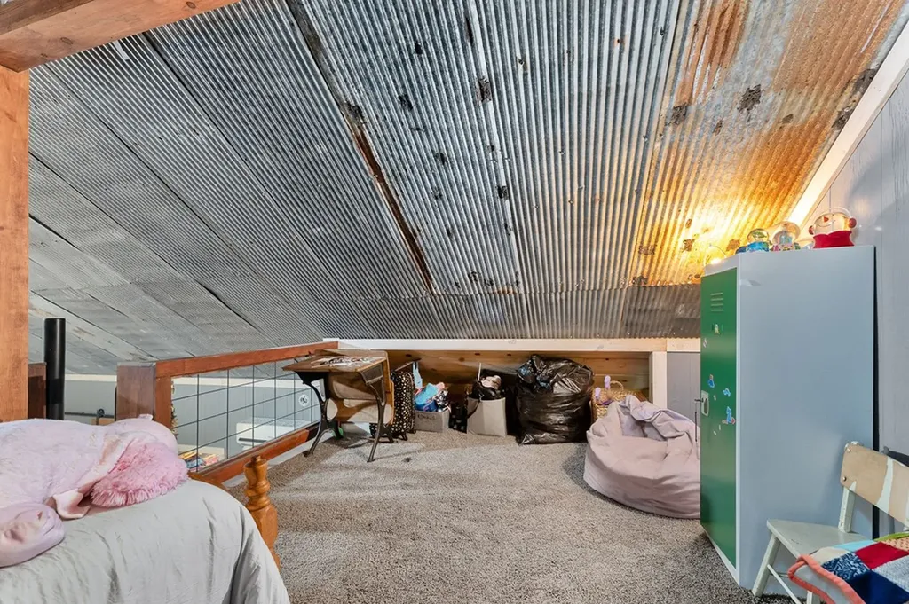 9073 Mcminnville Highway Quebeck TN 38579