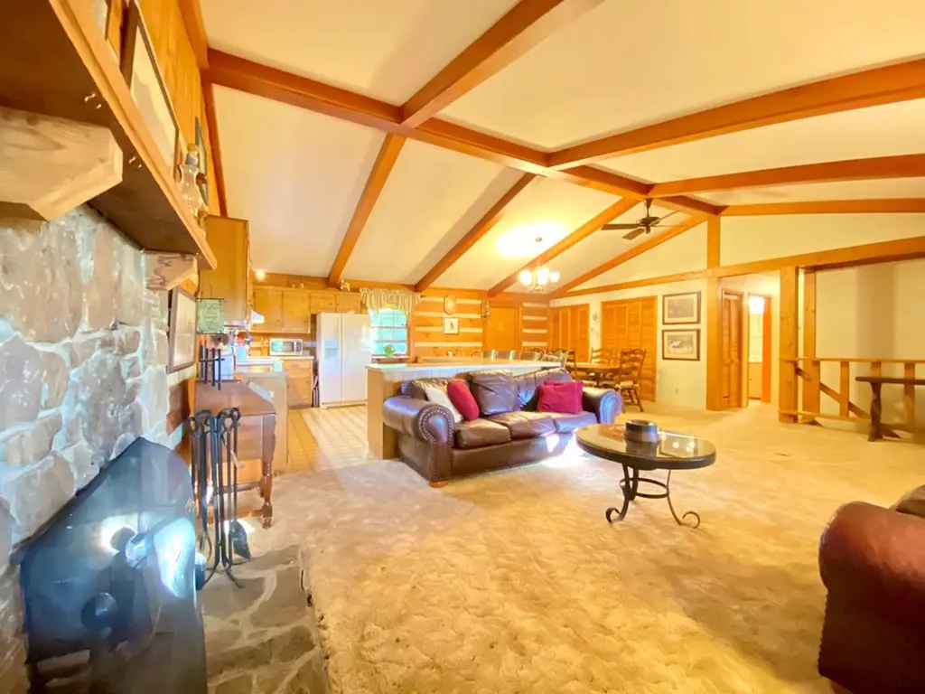 2233 Hitchcock Drive Cookeville TN 38506