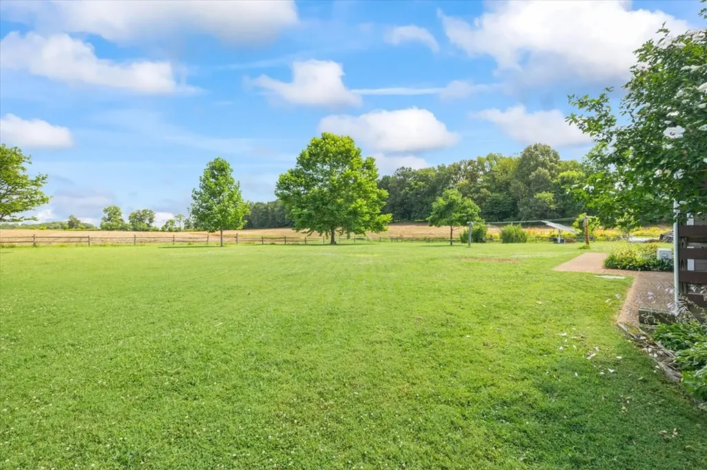 3011 Zeb Warren Road Cookeville TN 38506