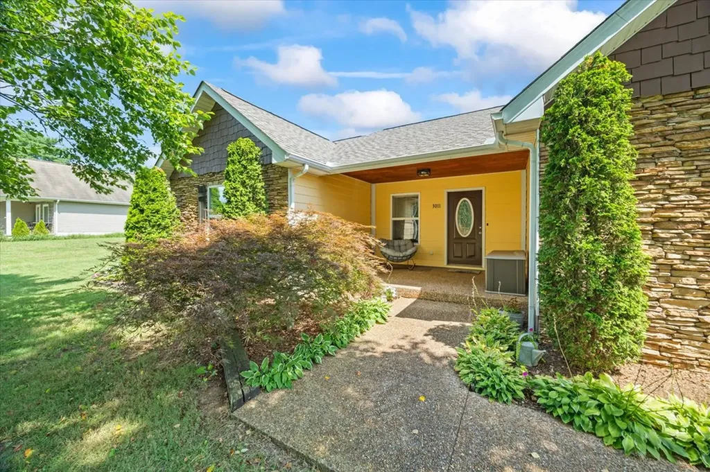 3011 Zeb Warren Road Cookeville TN 38506