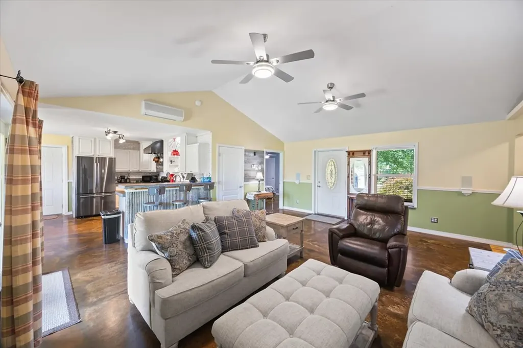 3011 Zeb Warren Road Cookeville TN 38506