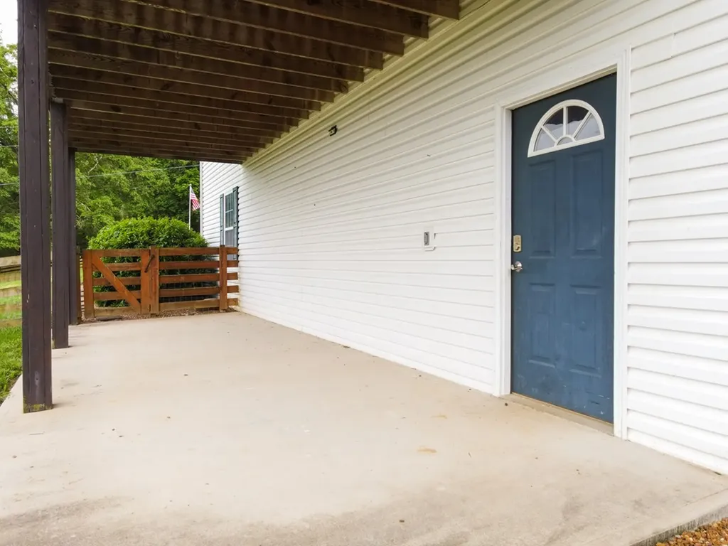 652 Mackie Road Sparta TN 38583