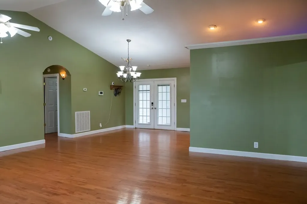 652 Mackie Road Sparta TN 38583