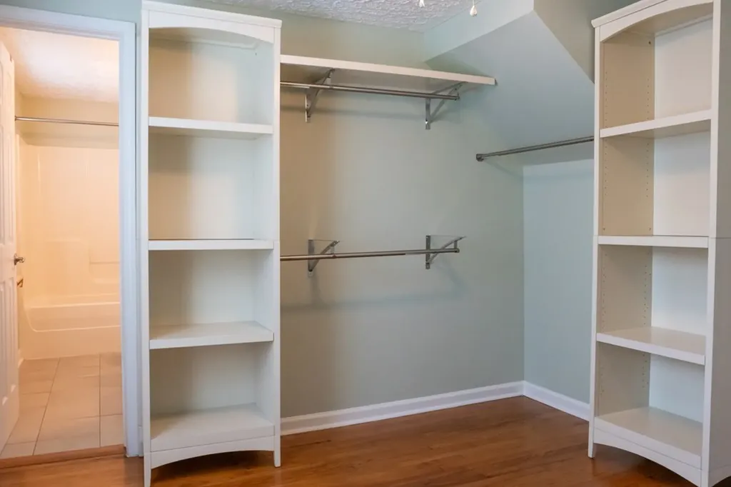 204 E Howard Road Livingston TN 38570