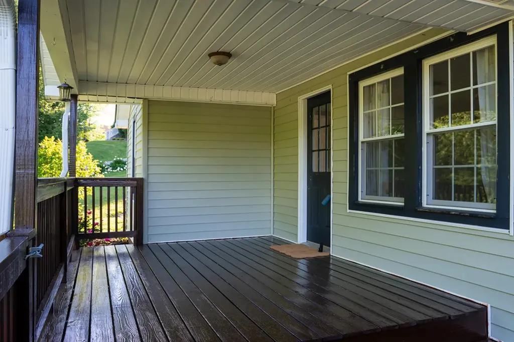 204 E Howard Road Livingston TN 38570