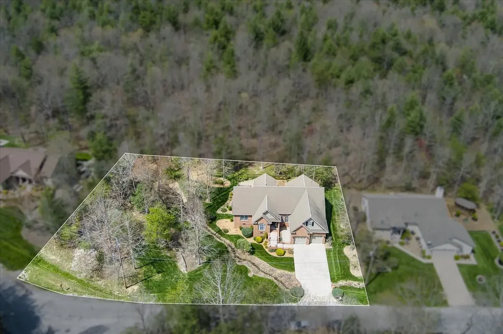 13 Holly Court Crossville TN 38558
