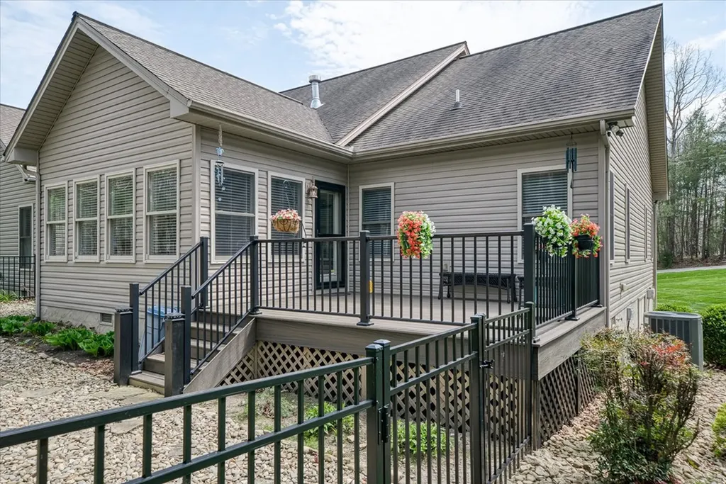 13 Holly Court Crossville TN 38558