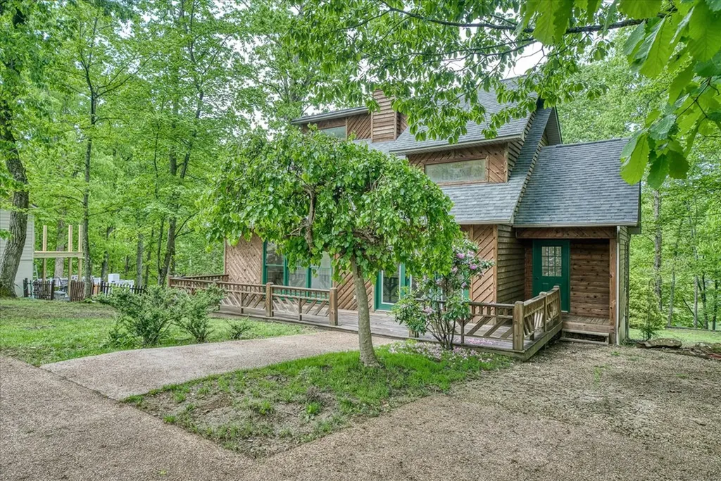 113 Laurel Drive Jamestown TN 38556