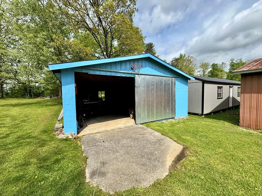4529 Highway 127 North Crossville TN 38571