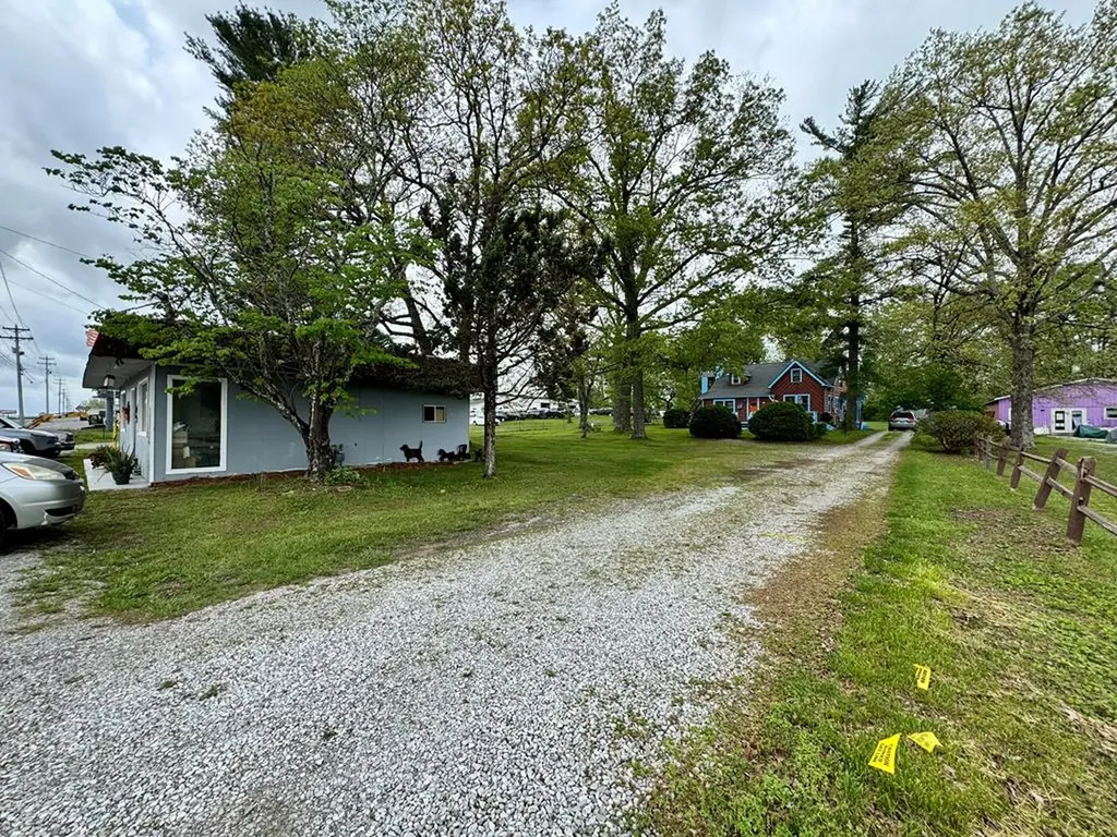 4529 Highway 127 North Crossville TN 38571