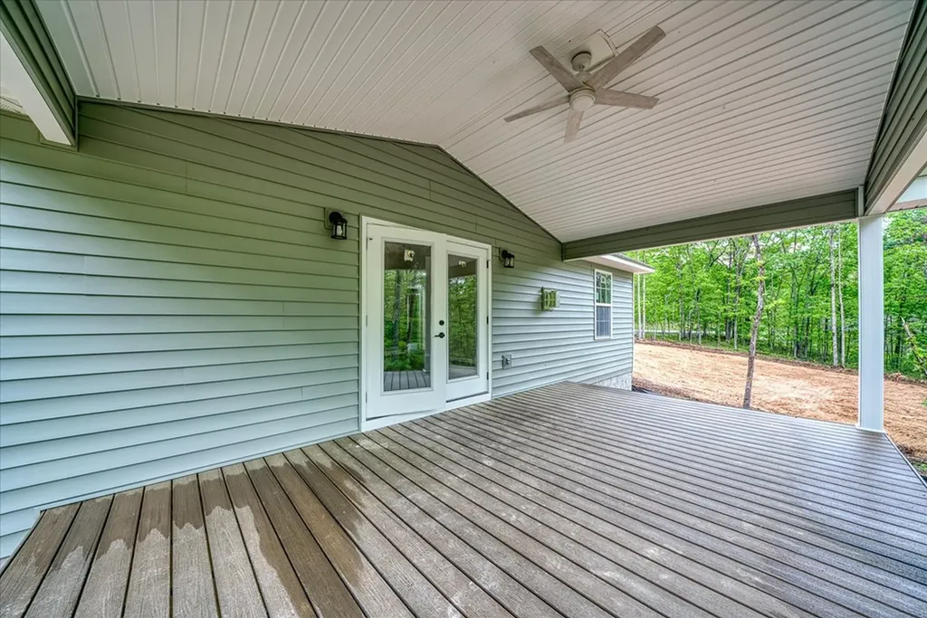 528 Street George Drive Crossville TN 38558