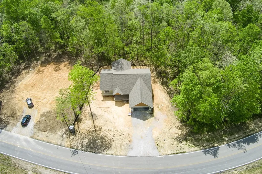 528 Street George Drive Crossville TN 38558