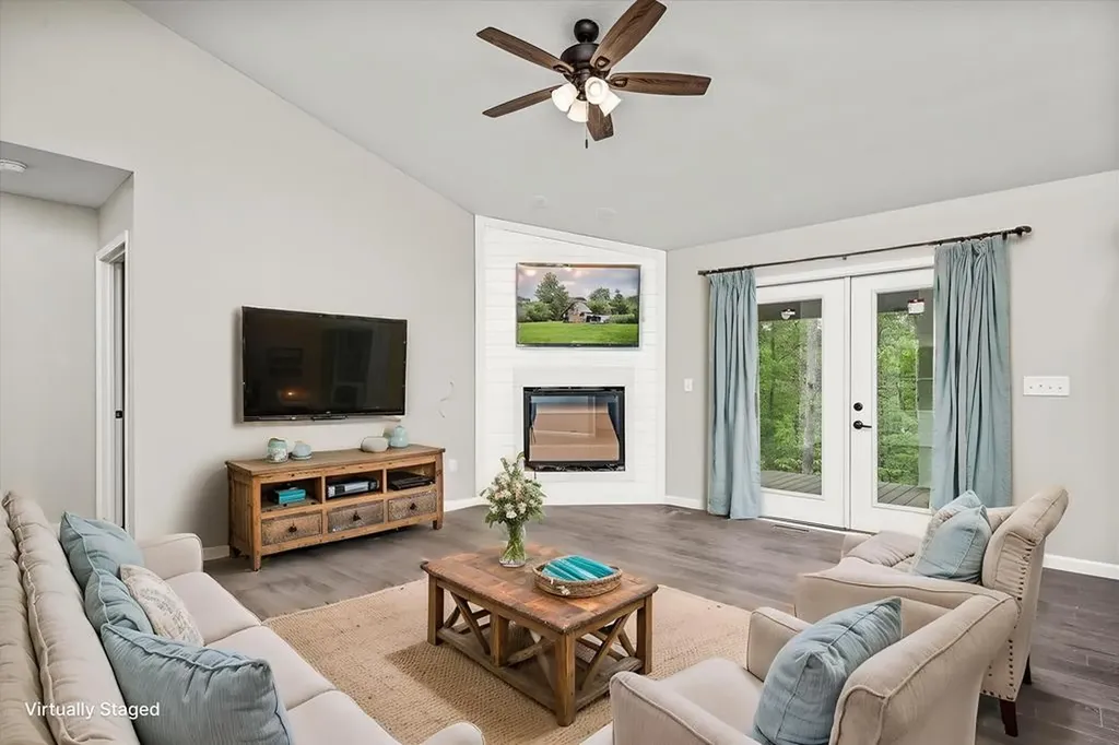 528 Street George Drive Crossville TN 38558