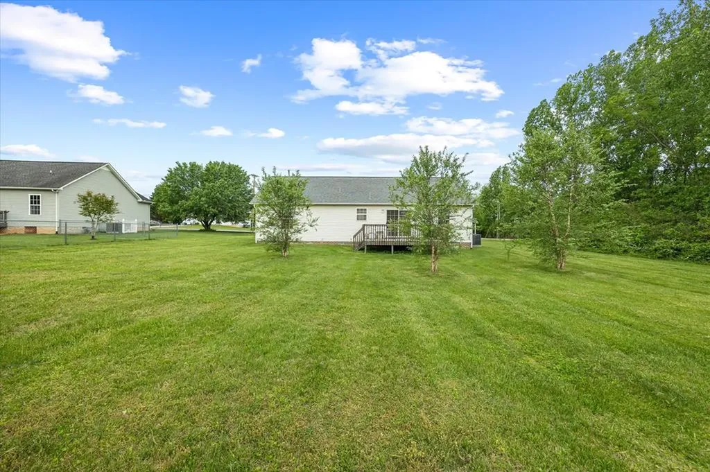 1299 Copperfield Drive Cookeville TN 38501