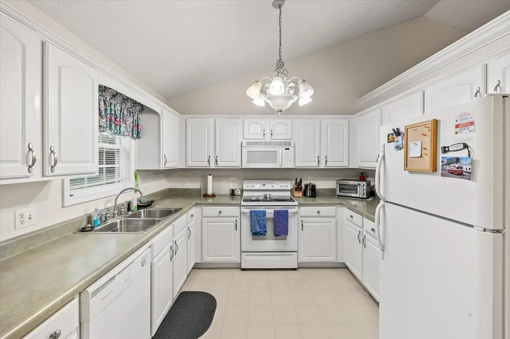 1299 Copperfield Drive Cookeville TN 38501
