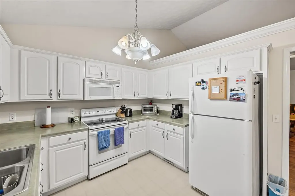 1299 Copperfield Drive Cookeville TN 38501