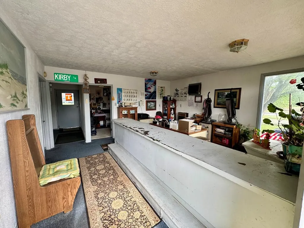 4529 Highway 127n Crossville TN 38571