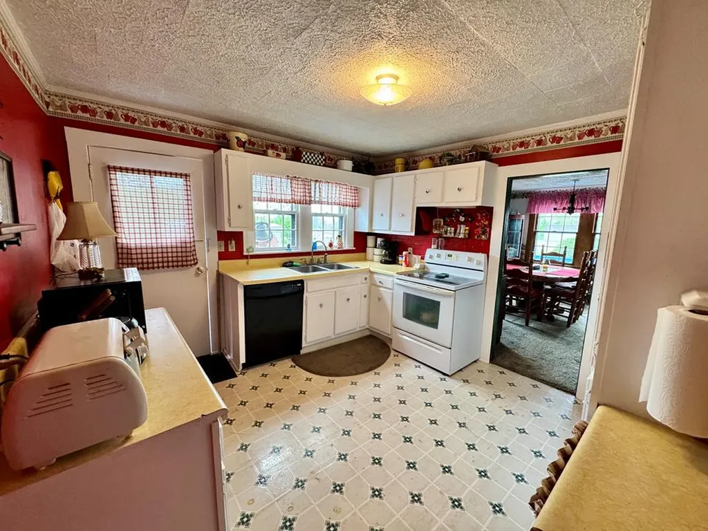 4529 Highway 127n Crossville TN 38571