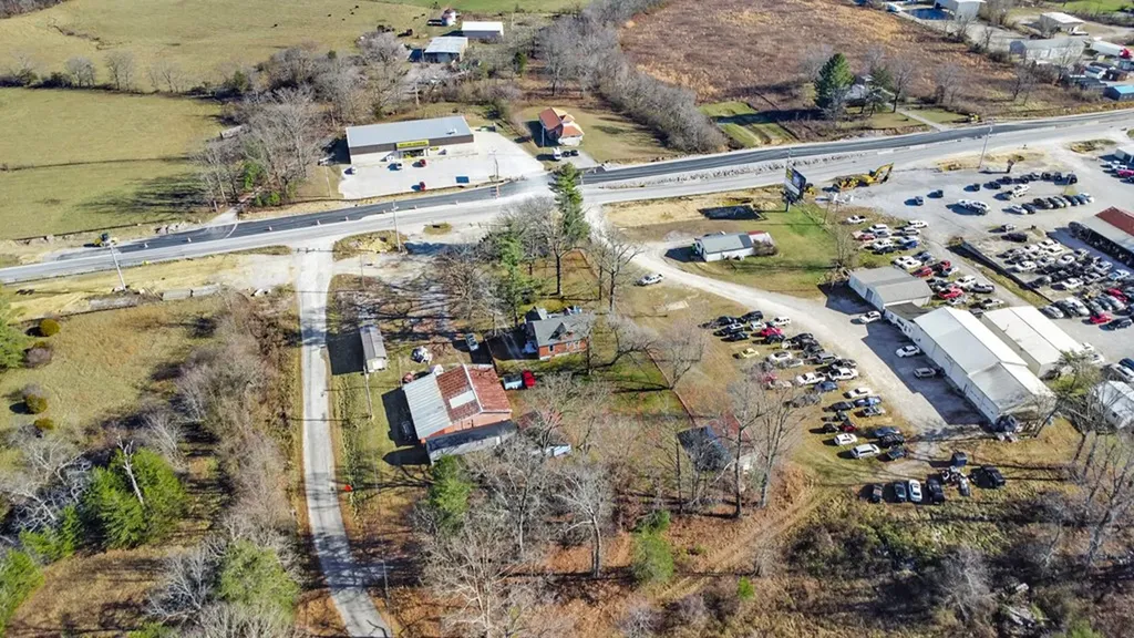 4529 Highway 127n Crossville TN 38571