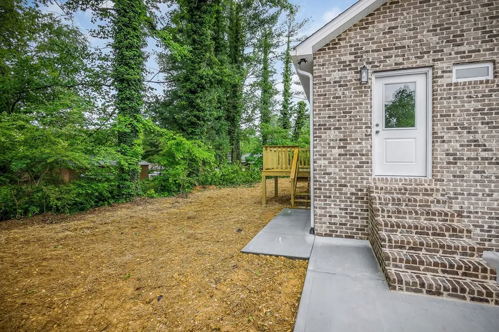 2611 Oakwood Lane Cookeville TN 38506