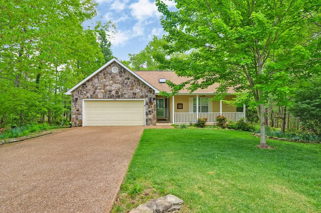 106 Charles Place Crossville TN 38558