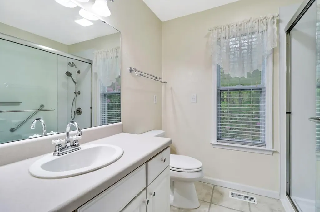 106 Charles Place Crossville TN 38558