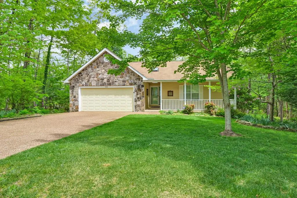 106 Charles Place Crossville TN 38558