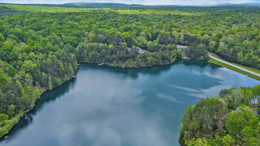 106 Charles Place Crossville TN 38558