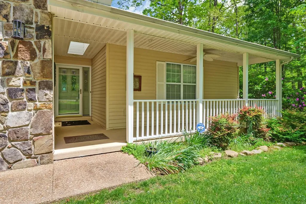 106 Charles Place Crossville TN 38558