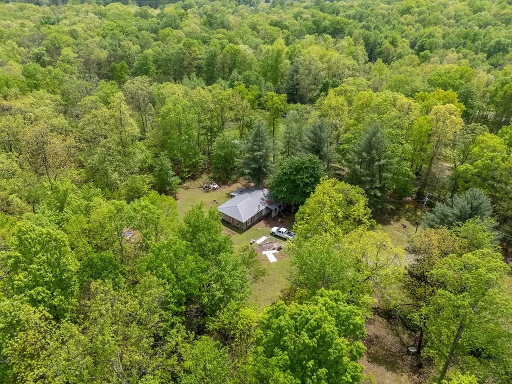 486 Critter Creek Road Crossville TN 38572