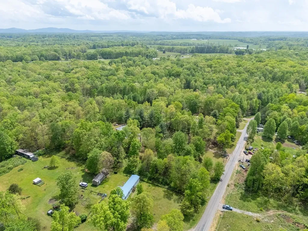 486 Critter Creek Road Crossville TN 38572