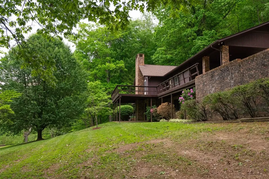 111 Villa Drive Livingston TN 38570