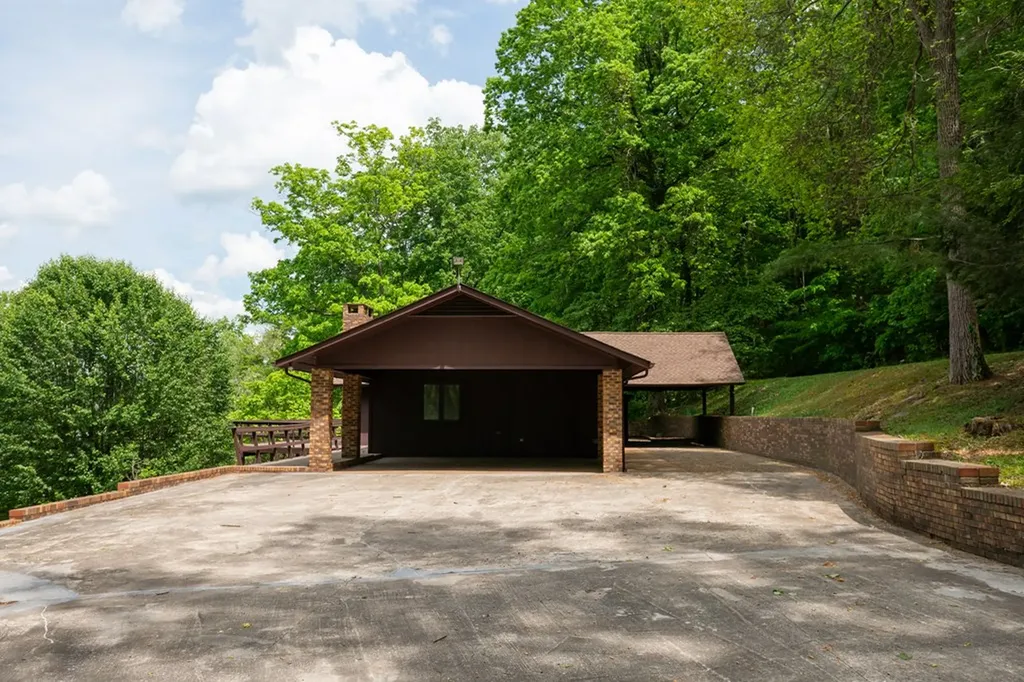 111 Villa Drive Livingston TN 38570